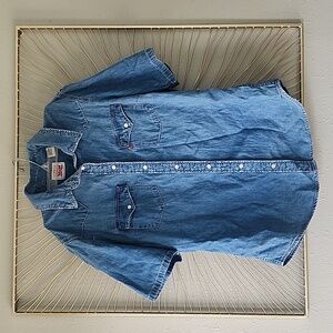 Men's Levi button up shirt